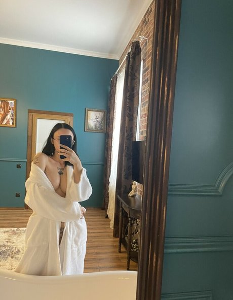 cutemeow model nice picture