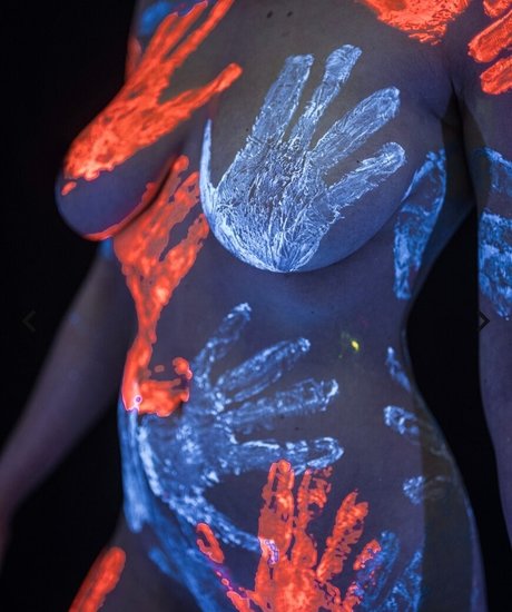 Kes Neale hd pornstar images