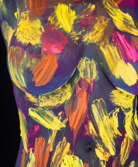 Kes Neale beautiful actress galleries