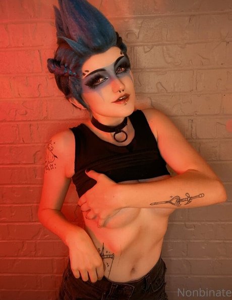 M Blackburn xxx model pictures