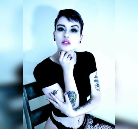 Taylor Evanchak pornstar naked image