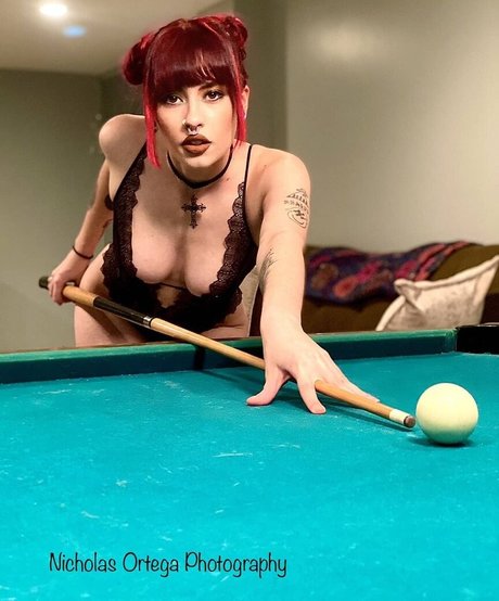 Taylor Evanchak star pics