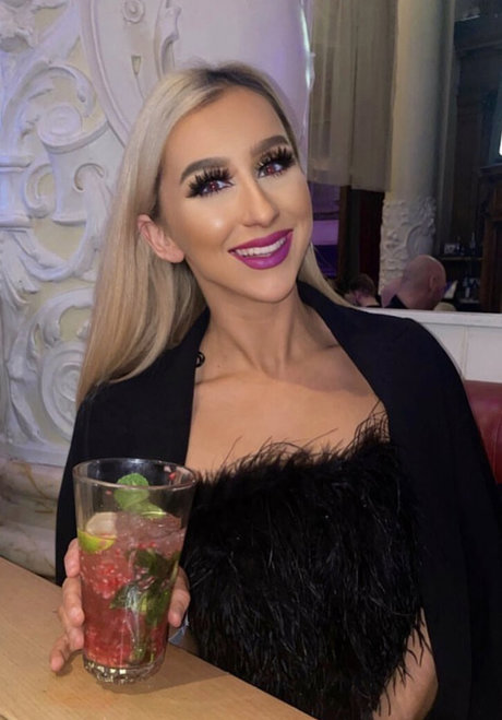 Shannen Johnson model free pics