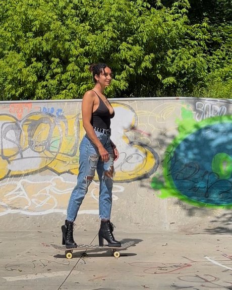 Santaread pornographic model galleries