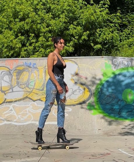 Santaread model free pic