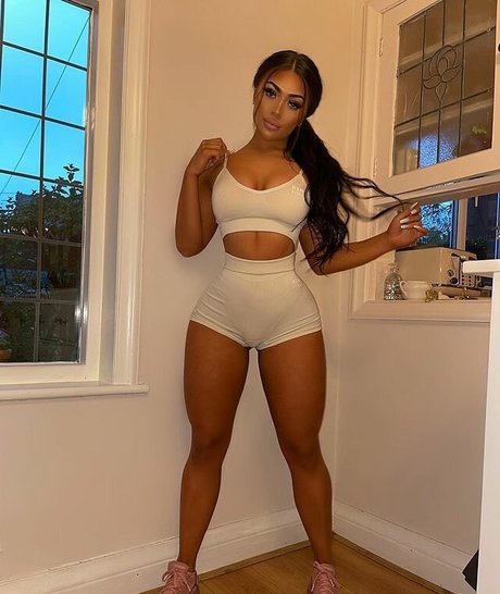 Kate Isobel Daisy actress img