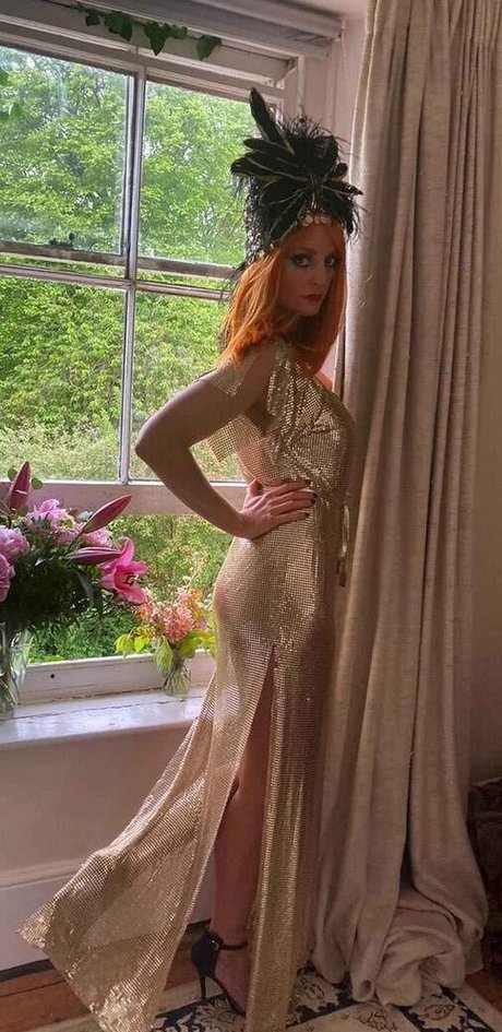 Morgana Robinson star naked archive