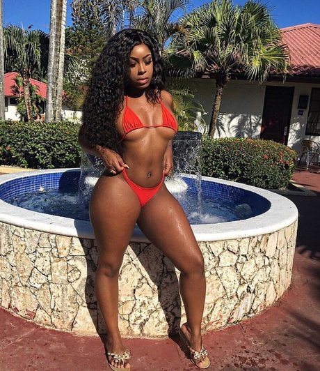 Alana Walters pornstar nice pic