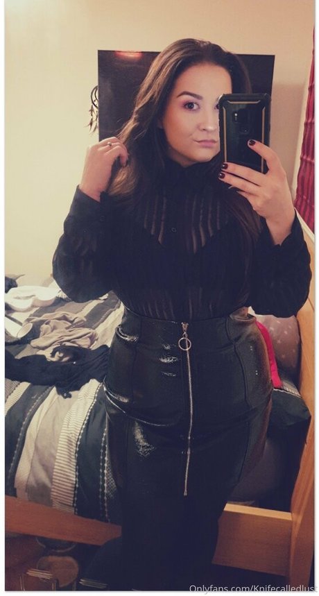 Knifecalledlust nudes model image