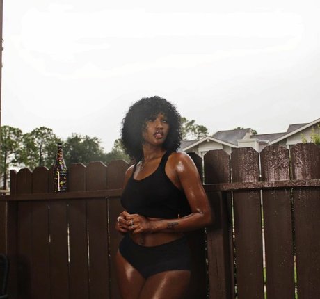 only asia4 nude star pic