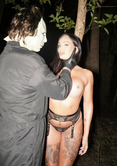 Hayley Vernon pornstar erotic photo