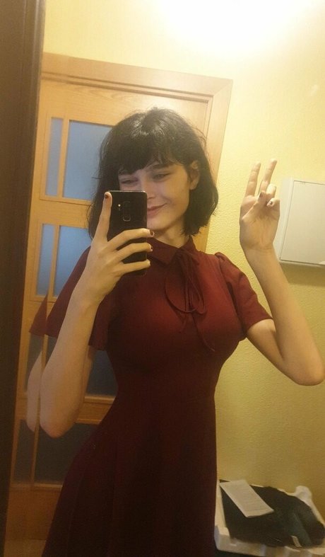 Niki Zmf star nudes image