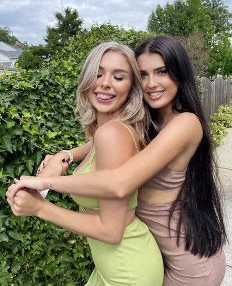 nataliebarness pretty pornstar images