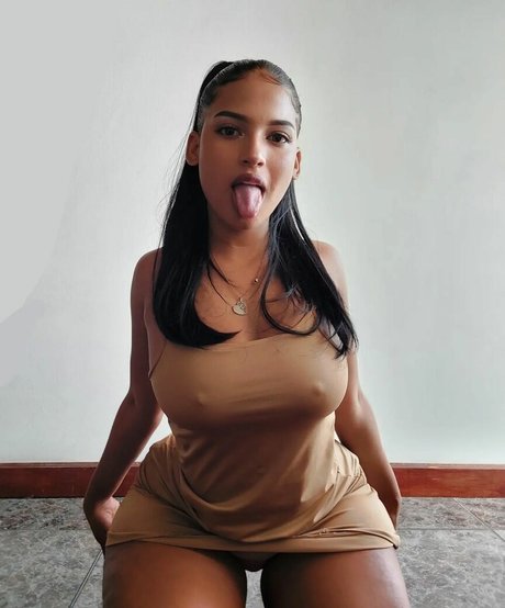 Elisa Jimenez Londono hd model pics