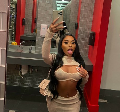 lissythedoll hot star gallery