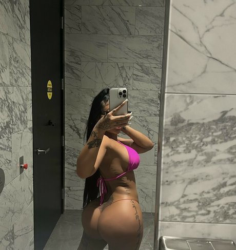 lissythedoll erotic actress pics