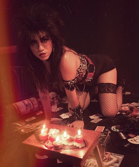 WildestDevil star hot img