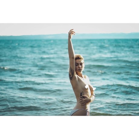 Antonell Spina model porn photo