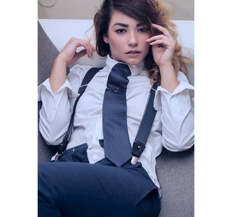 Antonell Spina pornstar sexy galleries