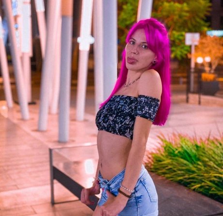 Anna Masarski star art pics