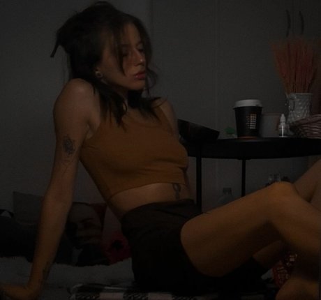 Anna Masarski naked actress pics