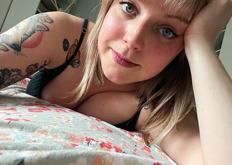 Playher_ pornographic model archive