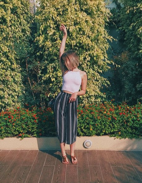 iamleadley model nude pics