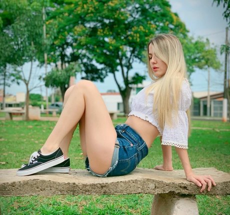 Roberta Pfaff pornstar free img