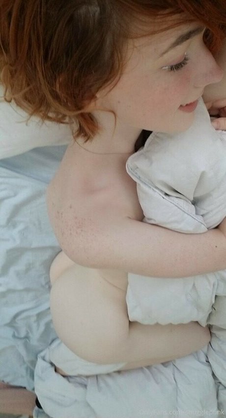 Snugs Snugglepunk model porn images