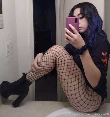 LewdPrincess08 nude actress image