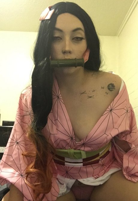 LewdPrincess08 star exclusive pictures