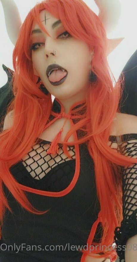 LewdPrincess08 model porn photo