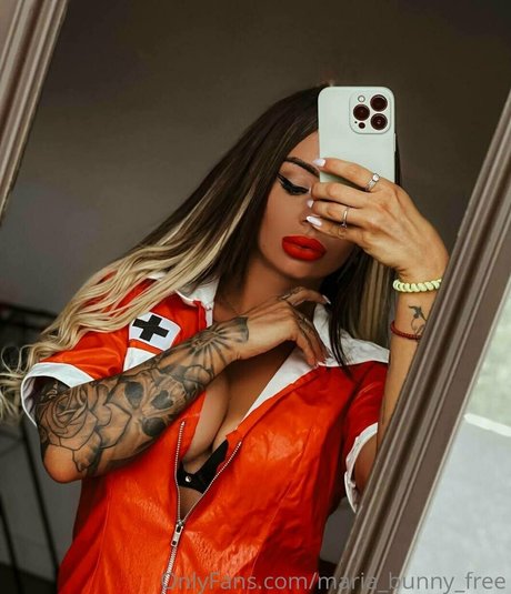 Mary Bunny pretty star pic