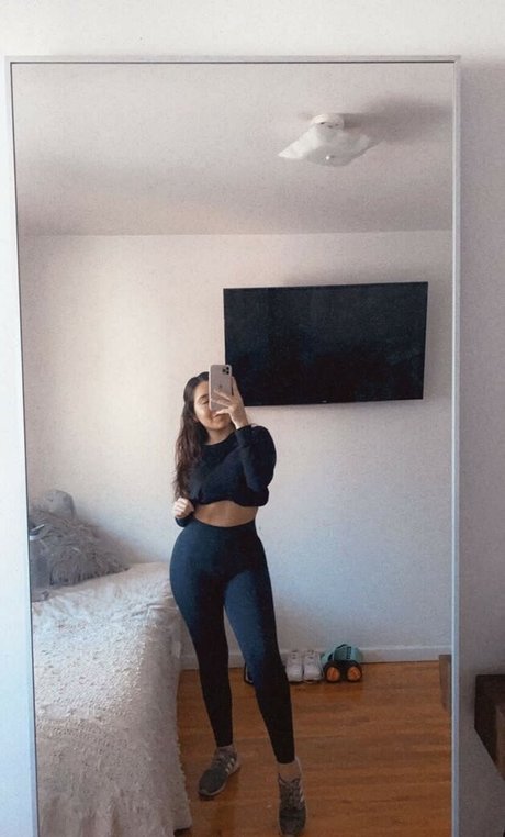 Valbby sexy actress images