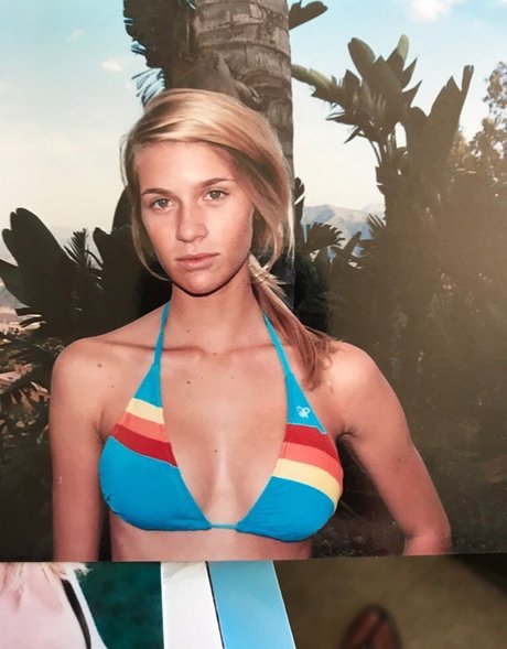 Legendarylea model beautiful photo