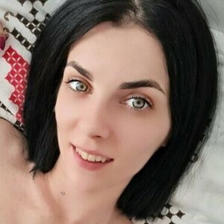 BellaSabini pornographic actress picture