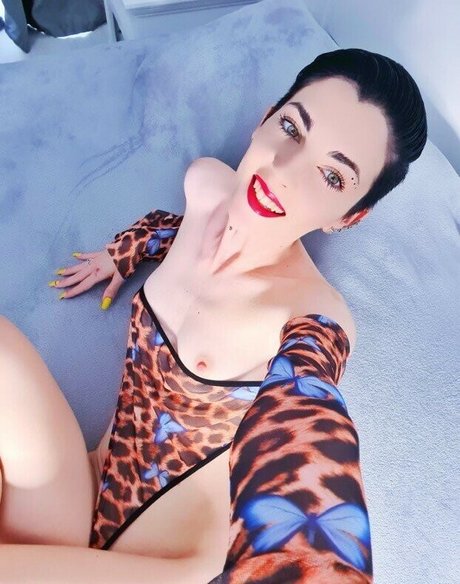 BellaSabini top star img