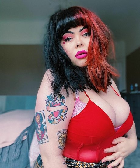 RebelRebellll sexy actress picture