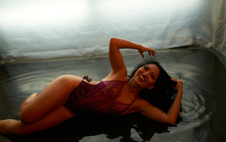 persianskater model erotic image