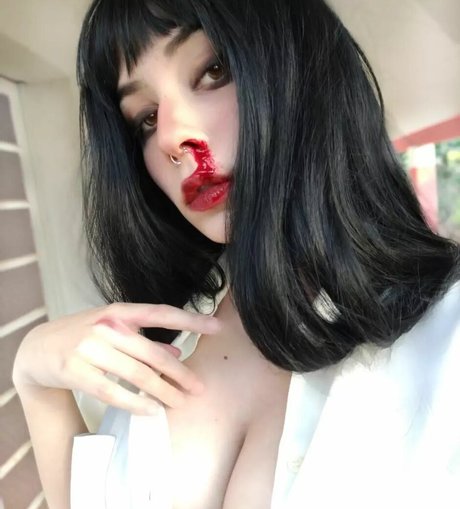 Analia Shimizu art model picture