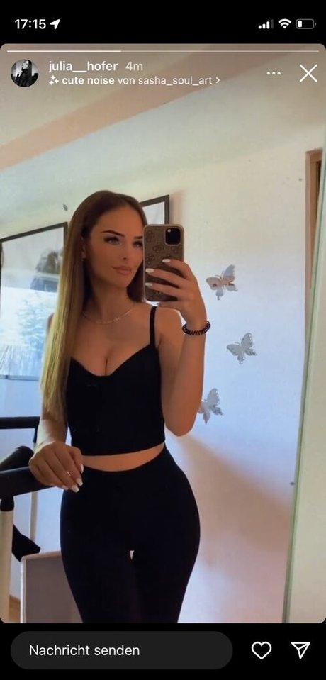 Julia Hofer free model photo