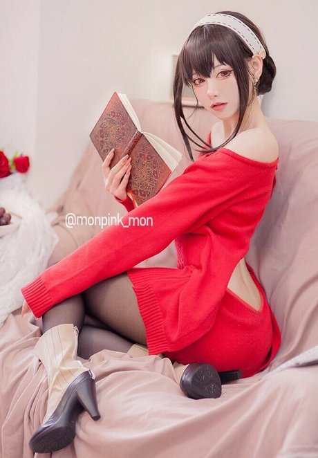 Monpink mon star exclusive photo