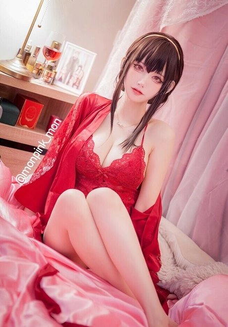Monpink mon naked model gallery