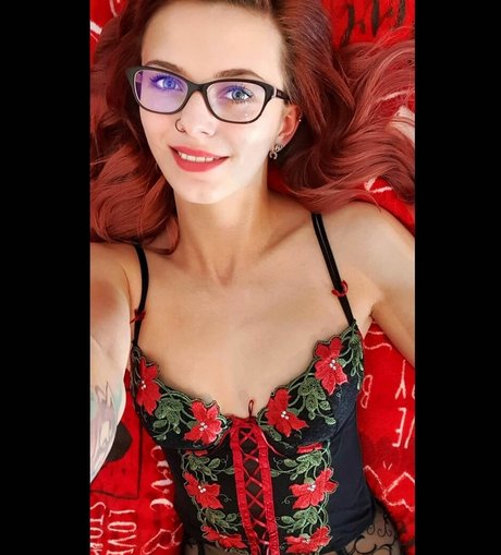 aurora t model hot images