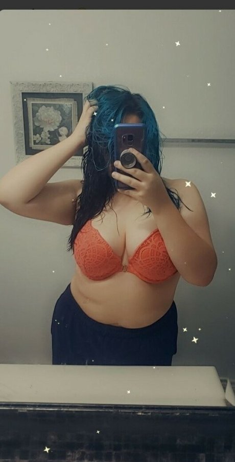 Miss Xotic star art photo