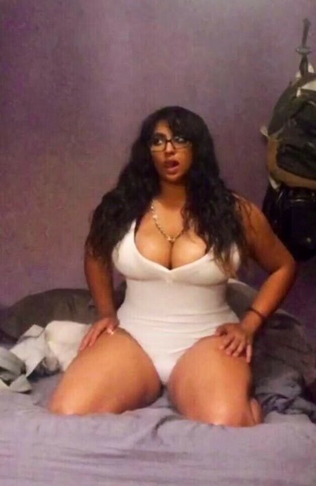 Ninathepony hot pornstar gallery