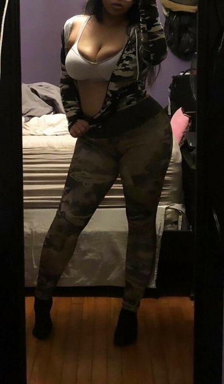 Ninathepony model free photo