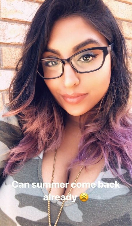 Ninathepony sex model img