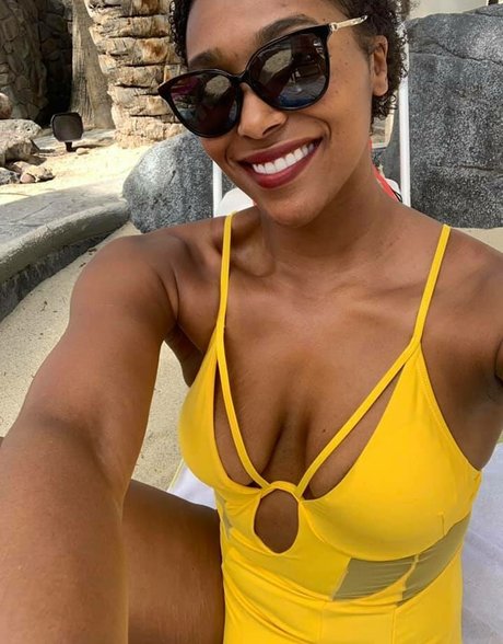 Dr Ebonie Vincent pretty model pic