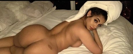 Badperl sexy star pics